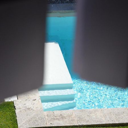 B&B Temps Suspendu Provence Pernes-les-Fontaines Rom bilde